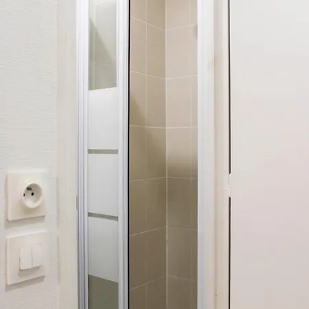 Cozy In A Quiet Location 15th Apartman